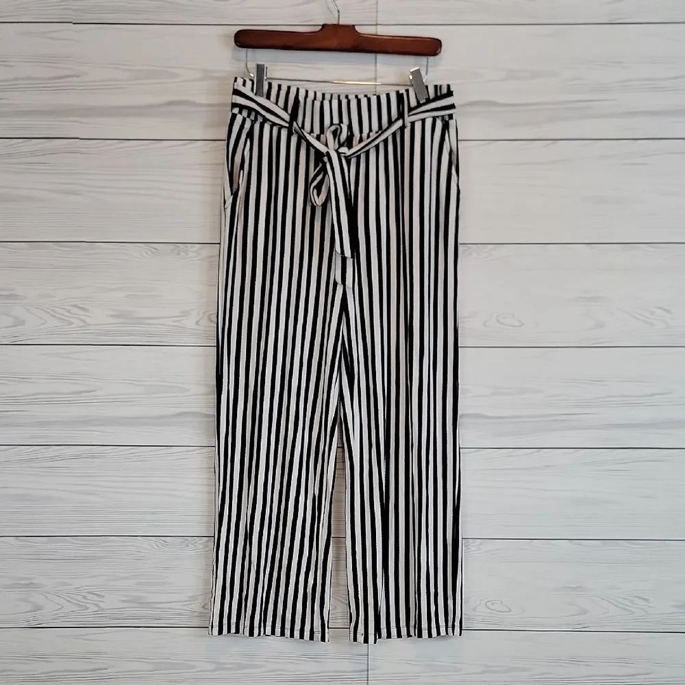 AnyBody Striped Black and White Palazzo Ankle Pants Womens Size S
